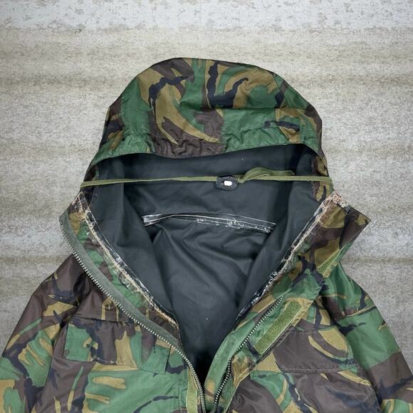 Vintage Military Camo Jacket Water Proof Hooded Woodland Full Zip 90s - Picture 4 of 4